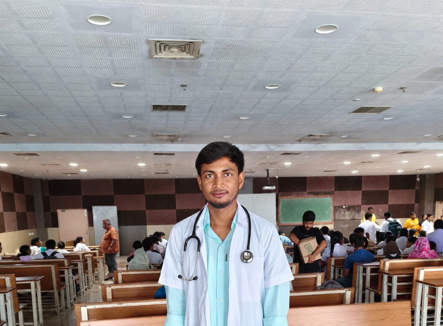 Dr. Mursed Alom